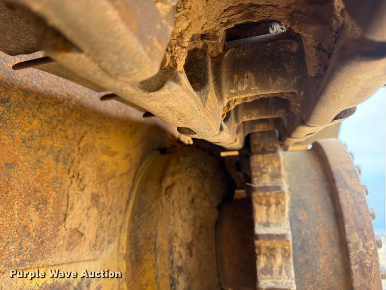 image for item FP3501 1998 Caterpillar D6R XL dozer