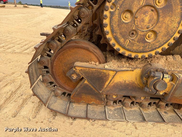 image for item FP3501 1998 Caterpillar D6R XL dozer
