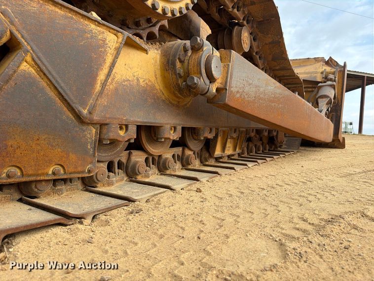 image for item FP3501 1998 Caterpillar D6R XL dozer