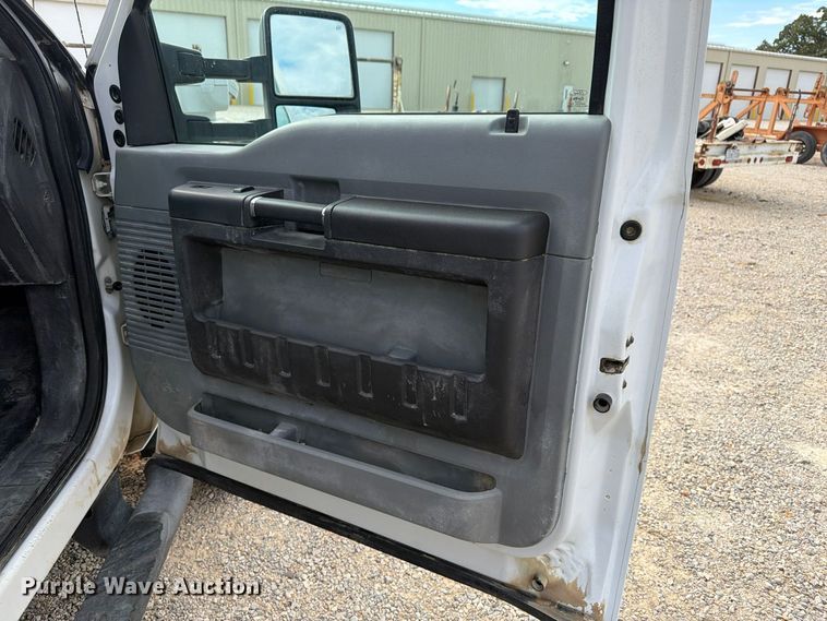 2015 Ford F550 Super Duty XL