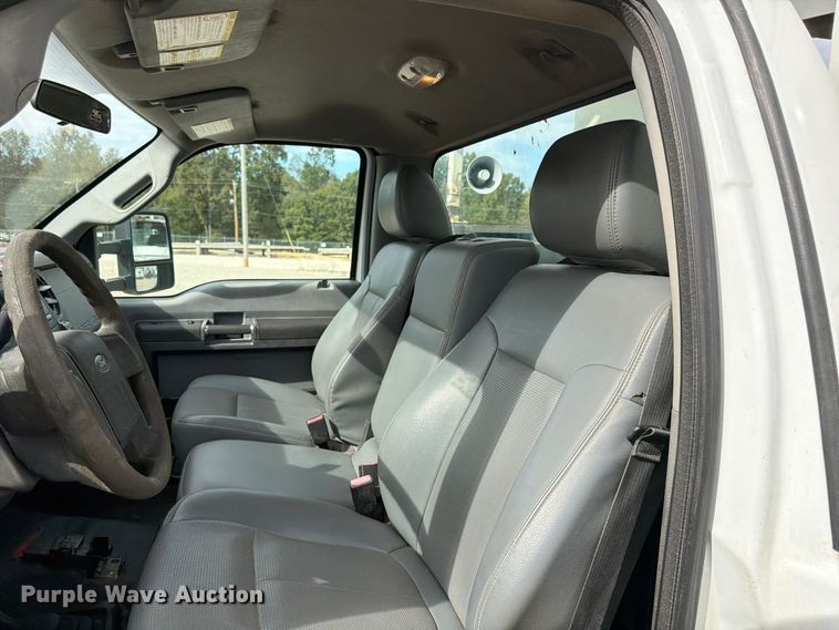 2015 Ford F550 Super Duty XL