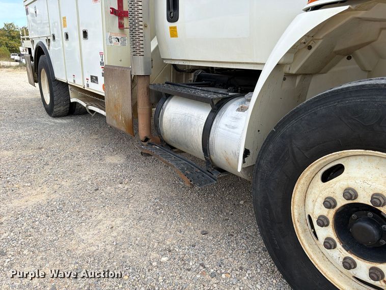 2011 International DuraStar 4400
