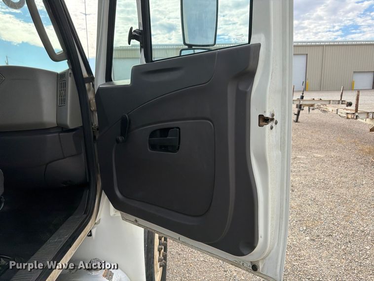 2011 International DuraStar 4400