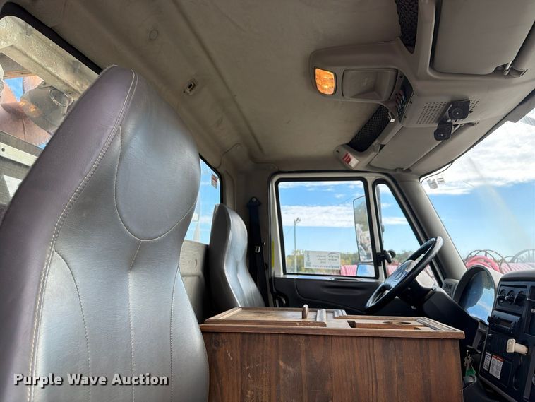 2011 International DuraStar 4400