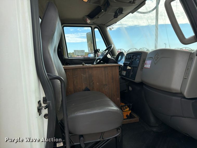 2011 International DuraStar 4400