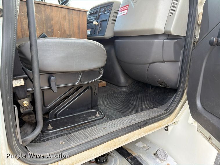 2011 International DuraStar 4400