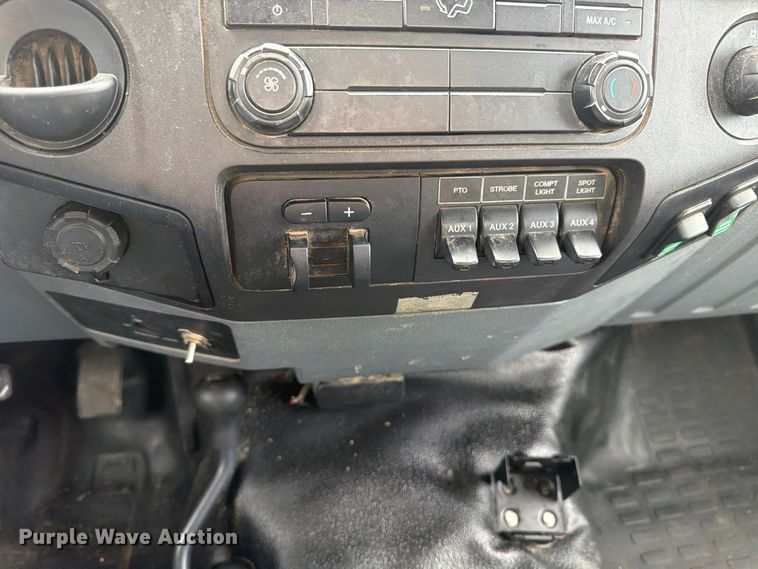 2015 Ford F550 Super Duty XL