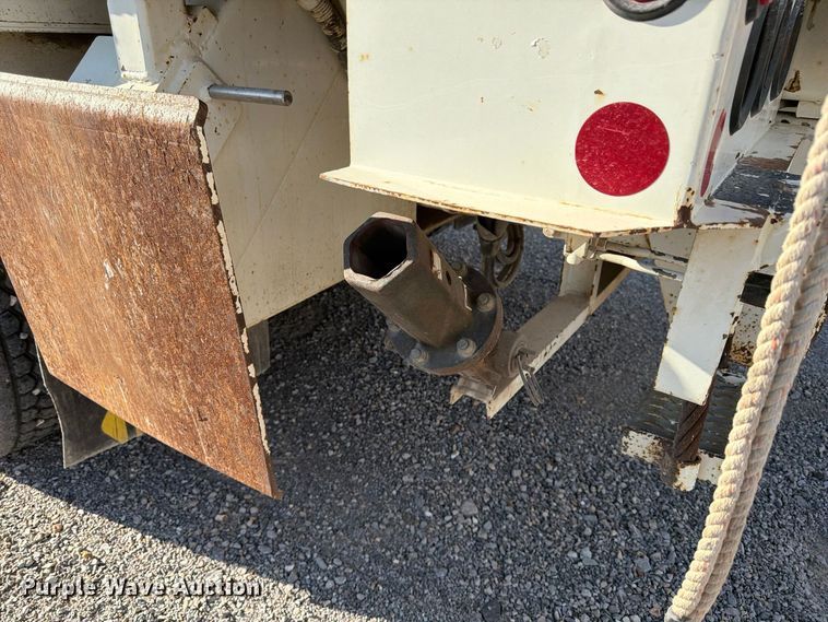 image for item FP3545 2011 International Workstar 7600 digger derrick truck