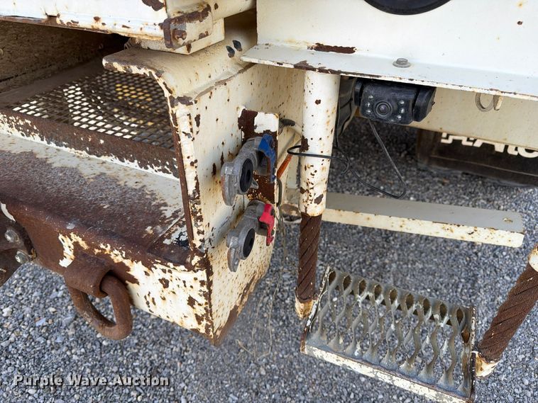 image for item FP3545 2011 International Workstar 7600 digger derrick truck