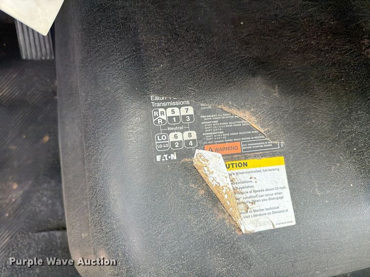 image for item FP3545 2011 International Workstar 7600 digger derrick truck
