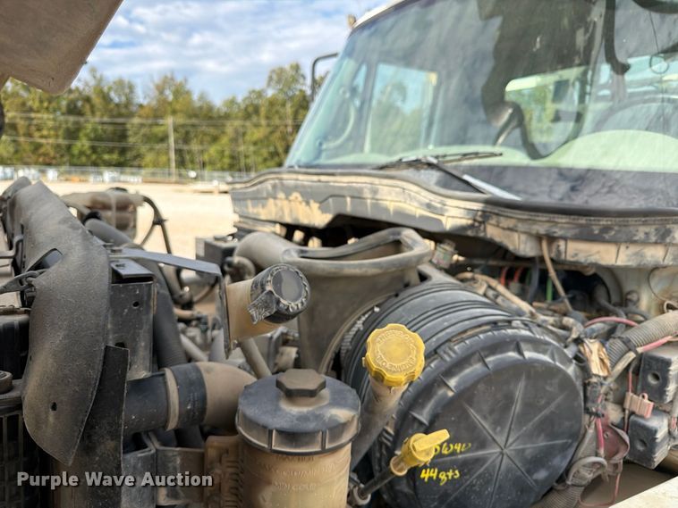 image for item FP3545 2011 International Workstar 7600 digger derrick truck