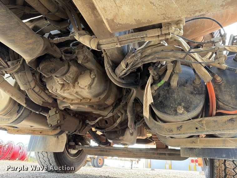 image for item FP3545 2011 International Workstar 7600 digger derrick truck