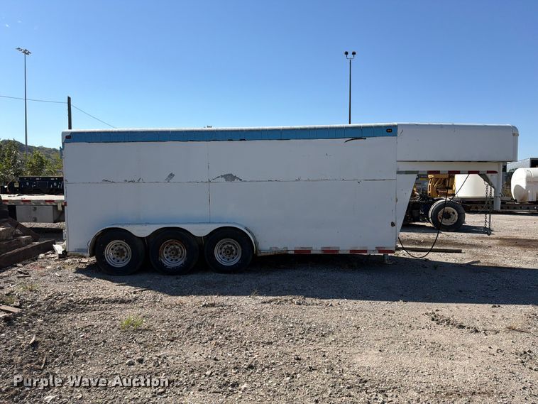 image for item FP4079 2010 Travalum lube trailer