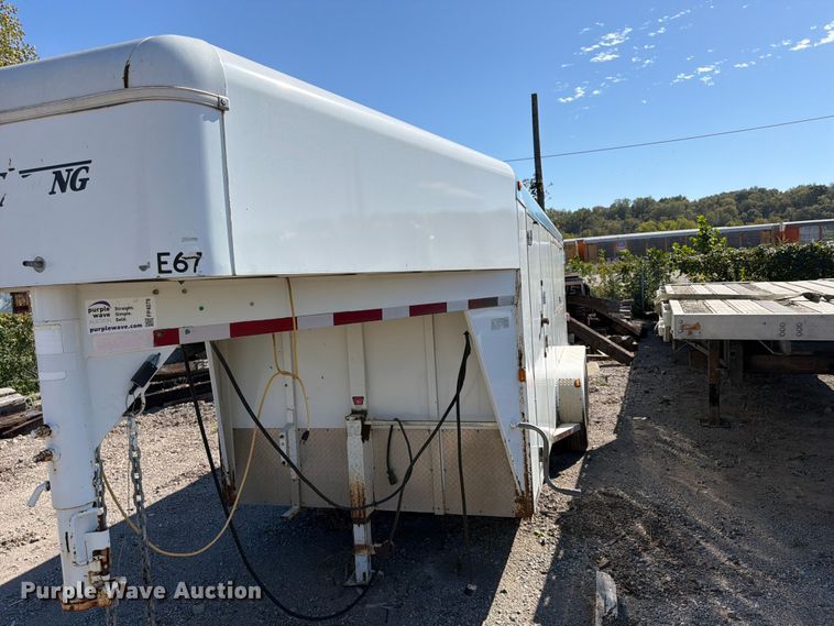 image for item FP4079 2010 Travalum lube trailer