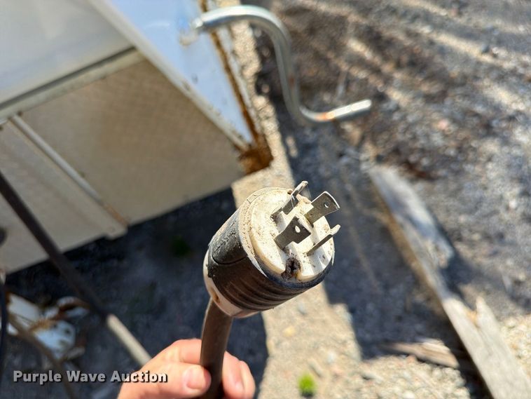 image for item FP4079 2010 Travalum lube trailer