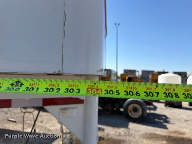 image for item FP4079 2010 Travalum lube trailer
