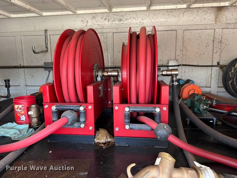 image for item FP4079 2010 Travalum lube trailer