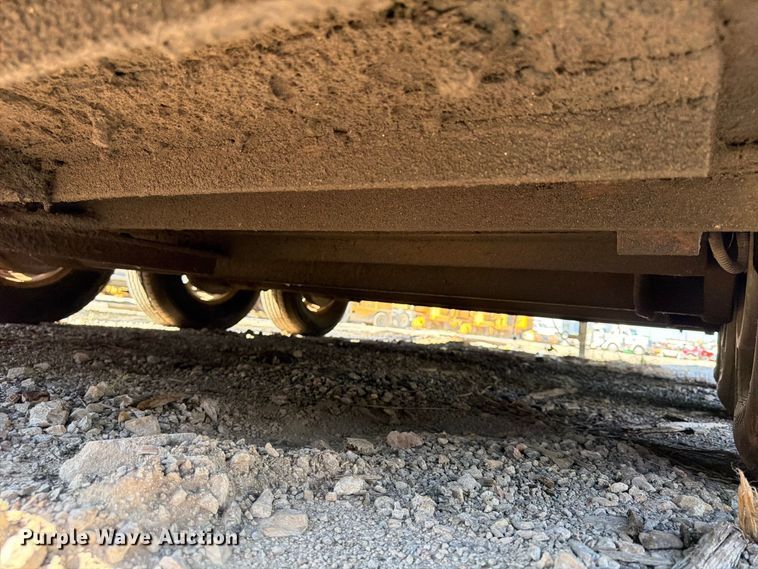 image for item FP4079 2010 Travalum lube trailer