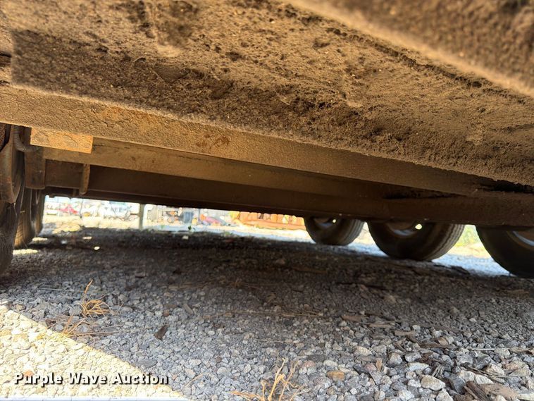 image for item FP4079 2010 Travalum lube trailer