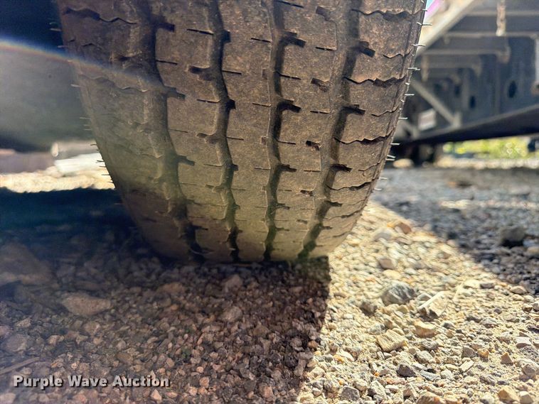 image for item FP4079 2010 Travalum lube trailer