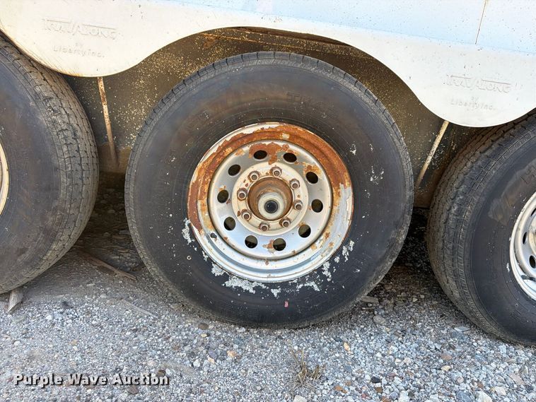image for item FP4079 2010 Travalum lube trailer