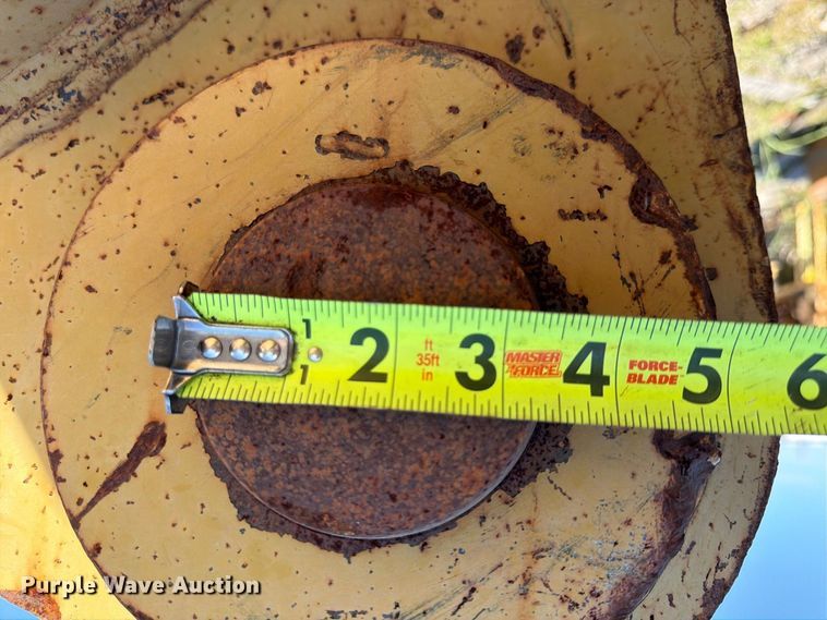 image for item FP4082 CH excavator bucket