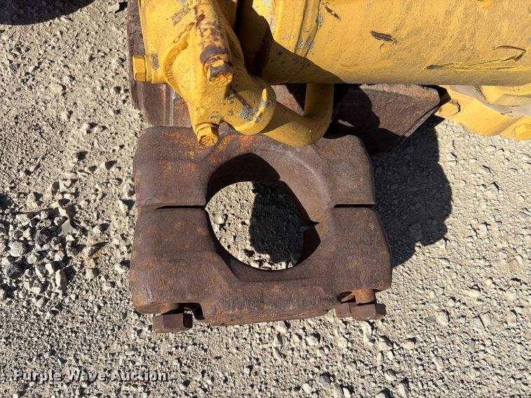 image for item FP4083 Caterpillar D9H blade