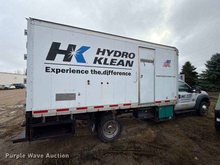 image for item FT5000 2014 Ford F550 box truck