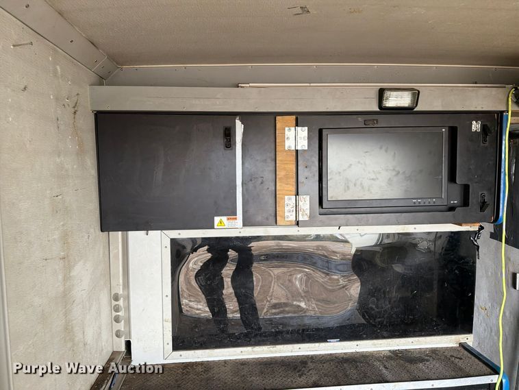 image for item FT5000 2014 Ford F550 box truck
