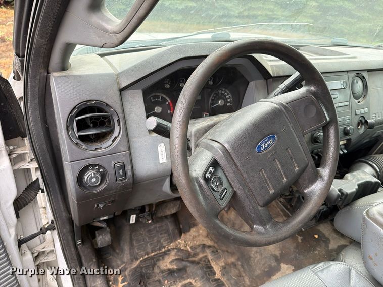 image for item FT5000 2014 Ford F550 box truck