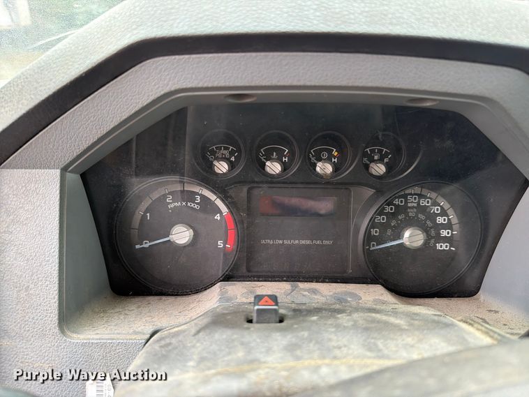 image for item FT5000 2014 Ford F550 box truck