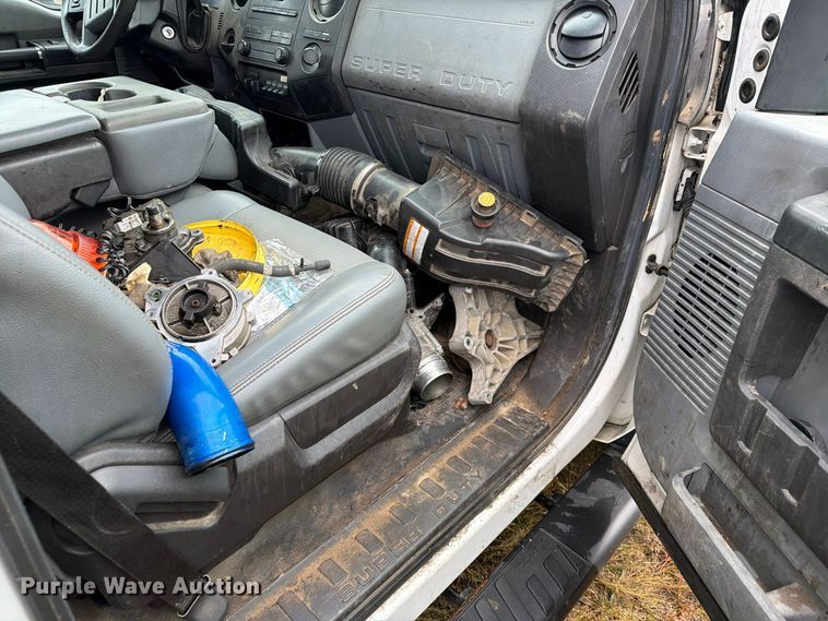 image for item FT5000 2014 Ford F550 box truck