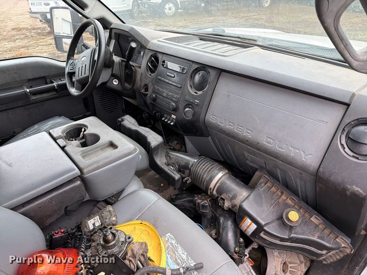 image for item FT5000 2014 Ford F550 box truck