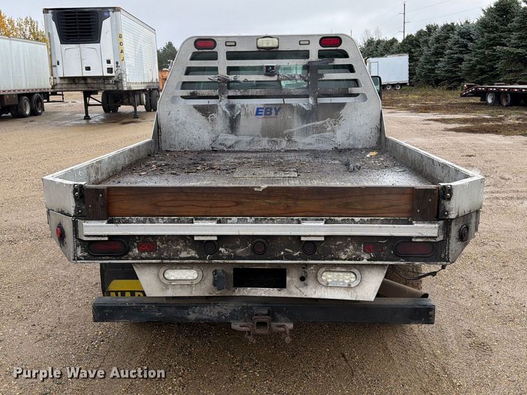 image for item FT5001 2015 Ford F-350 Crew Cab flatbed pickup truck