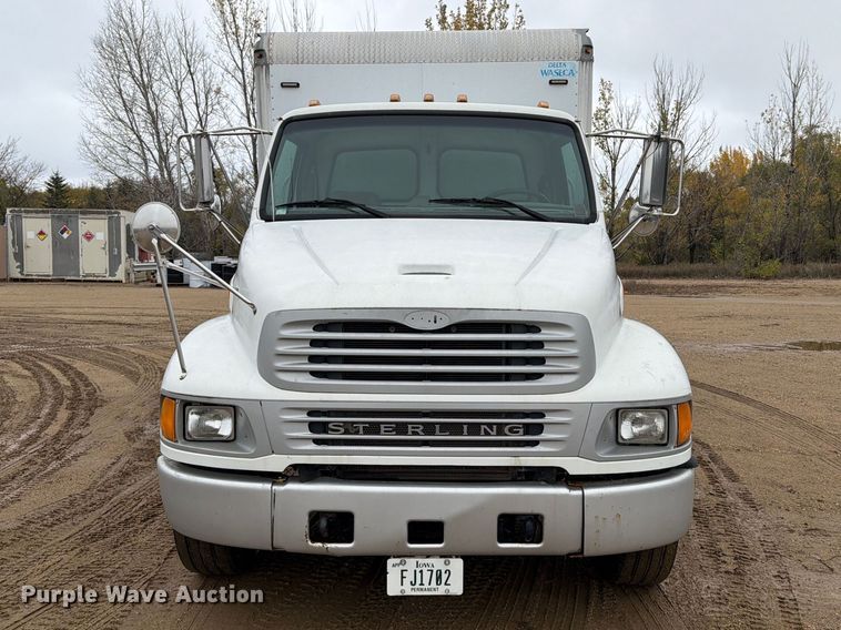 image for item FT5003 2006 Sterling Truck Acterra box truck