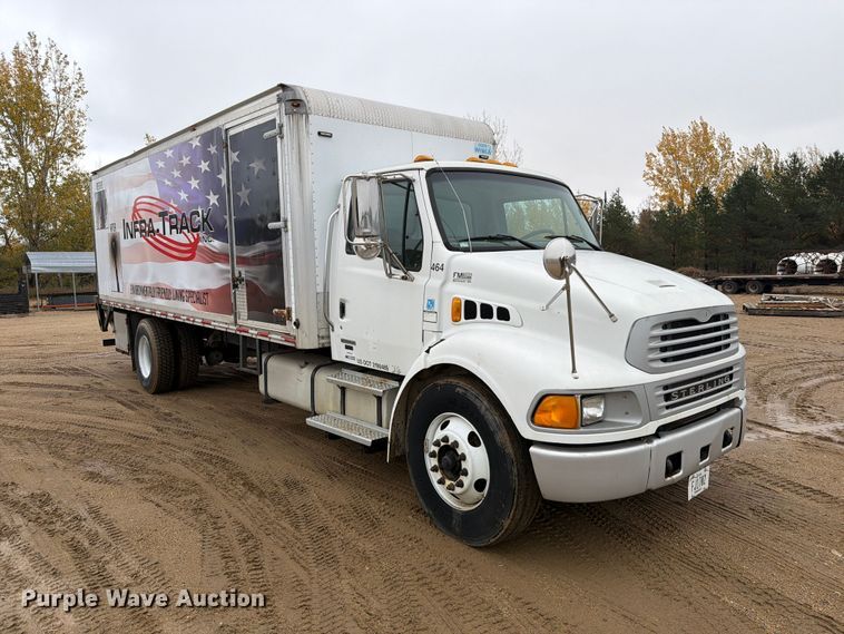 image for item FT5003 2006 Sterling Truck Acterra box truck