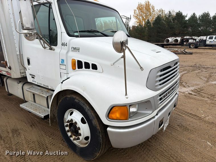 image for item FT5003 2006 Sterling Truck Acterra box truck