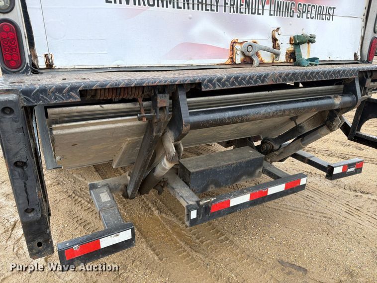 image for item FT5003 2006 Sterling Truck Acterra box truck