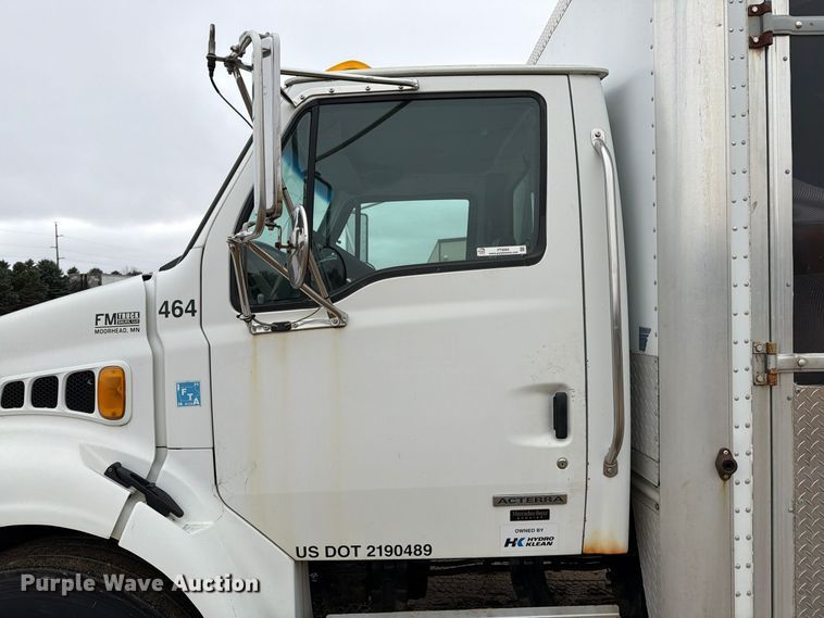 image for item FT5003 2006 Sterling Truck Acterra box truck