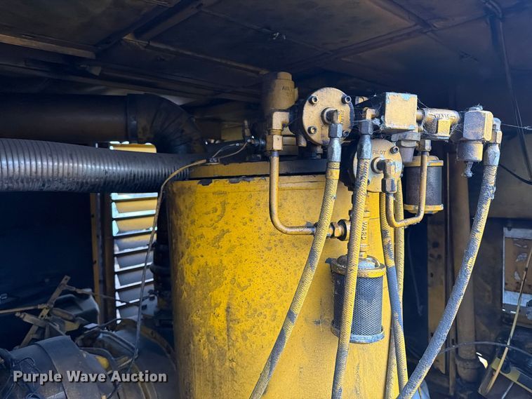 image for item FT5004 Sullair 750 DTQ JD GOVT air compressor