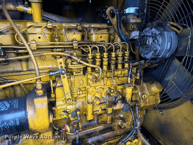 image for item FT5004 Sullair 750 DTQ JD GOVT air compressor