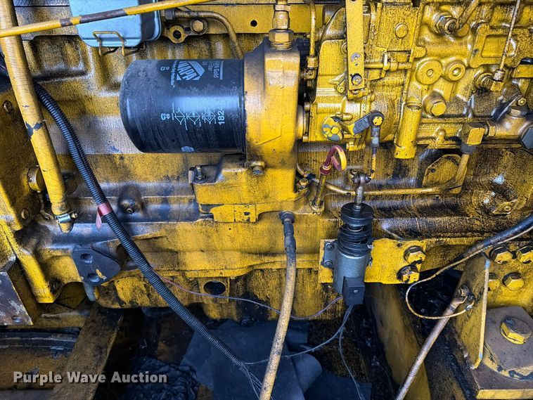 image for item FT5004 Sullair 750 DTQ JD GOVT air compressor