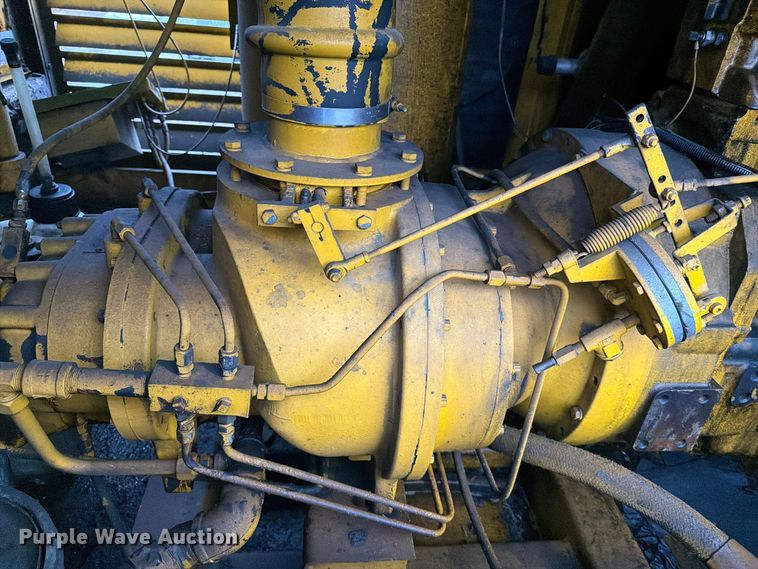image for item FT5004 Sullair 750 DTQ JD GOVT air compressor