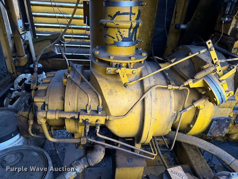 image for item FT5004 Sullair 750 DTQ JD GOVT air compressor