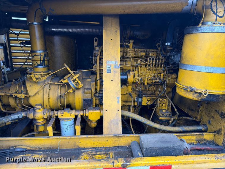 image for item FT5004 Sullair 750 DTQ JD GOVT air compressor