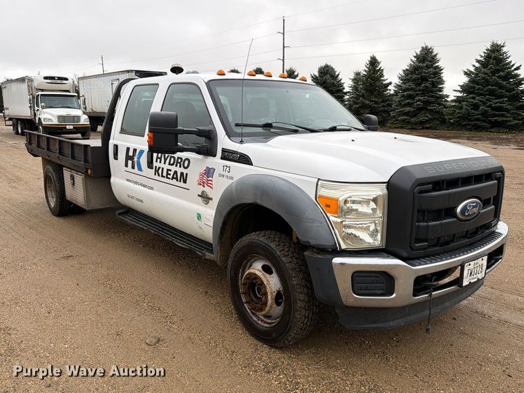 image for item FT5006 2011 Ford F550 flatbed truck