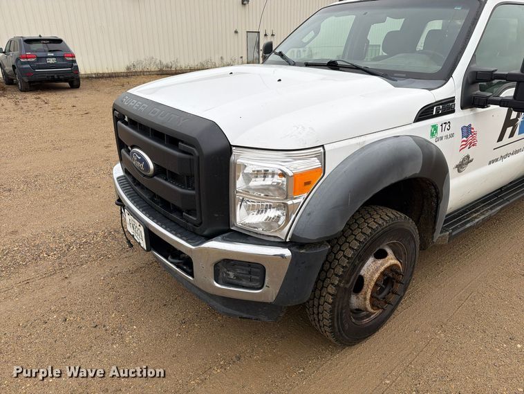 image for item FT5006 2011 Ford F550 flatbed truck