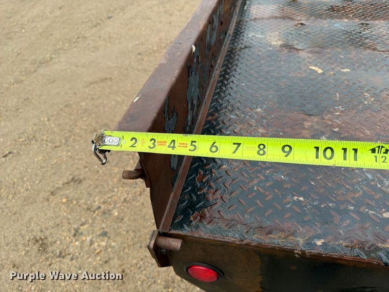 image for item FT5006 2011 Ford F550 flatbed truck