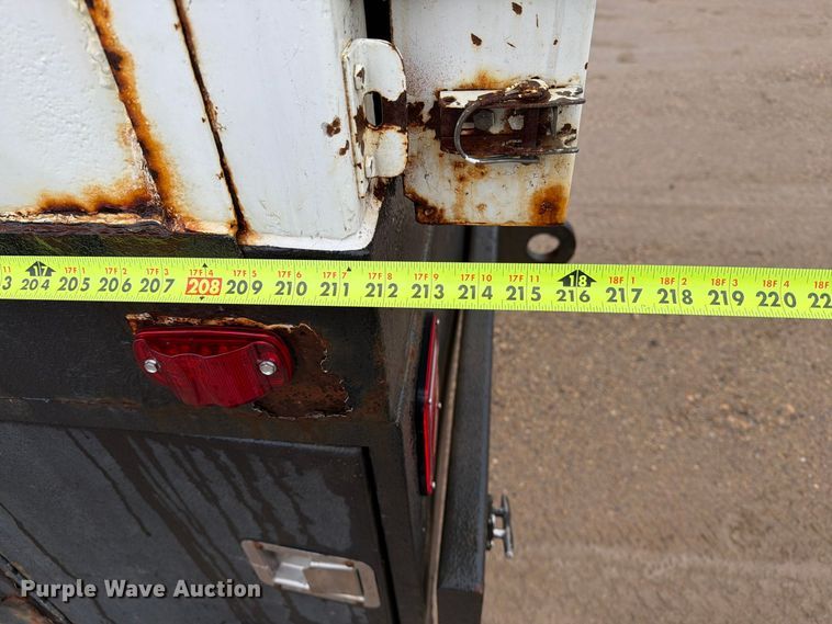 image for item FT5008 2001 International 4900 sewer jetter truck