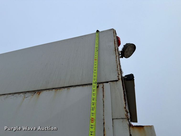 image for item FT5008 2001 International 4900 sewer jetter truck